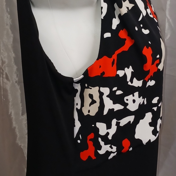 “Calvin Klein” V-Neck Blouse Size Small - Picture 10 of 13
